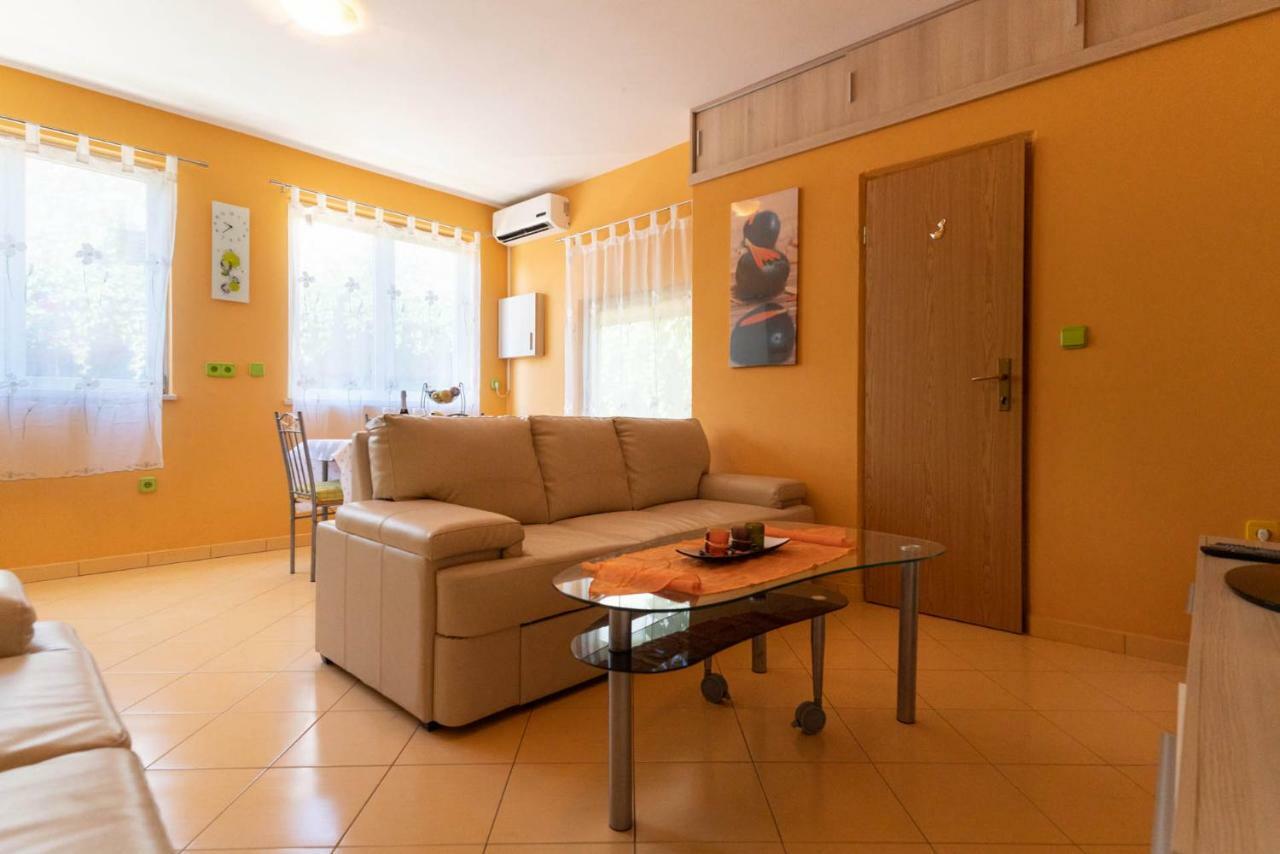 Apartment Limun Liznjan Luaran gambar