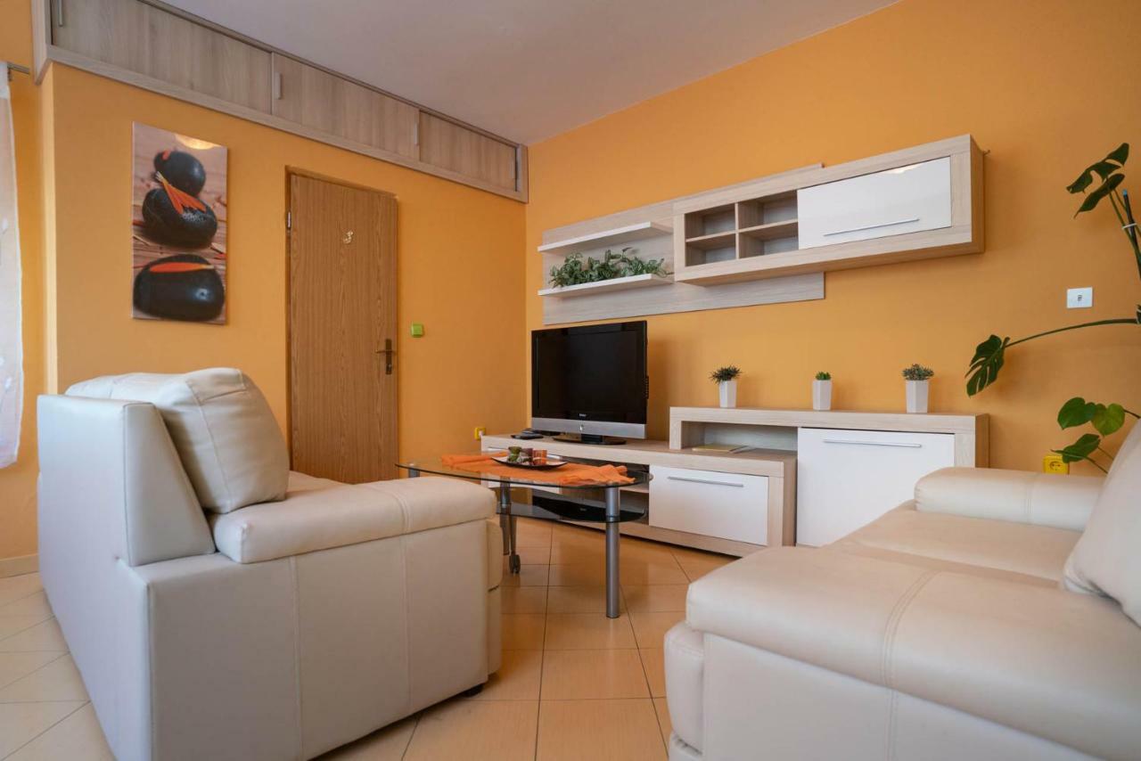 Apartment Limun Liznjan Luaran gambar
